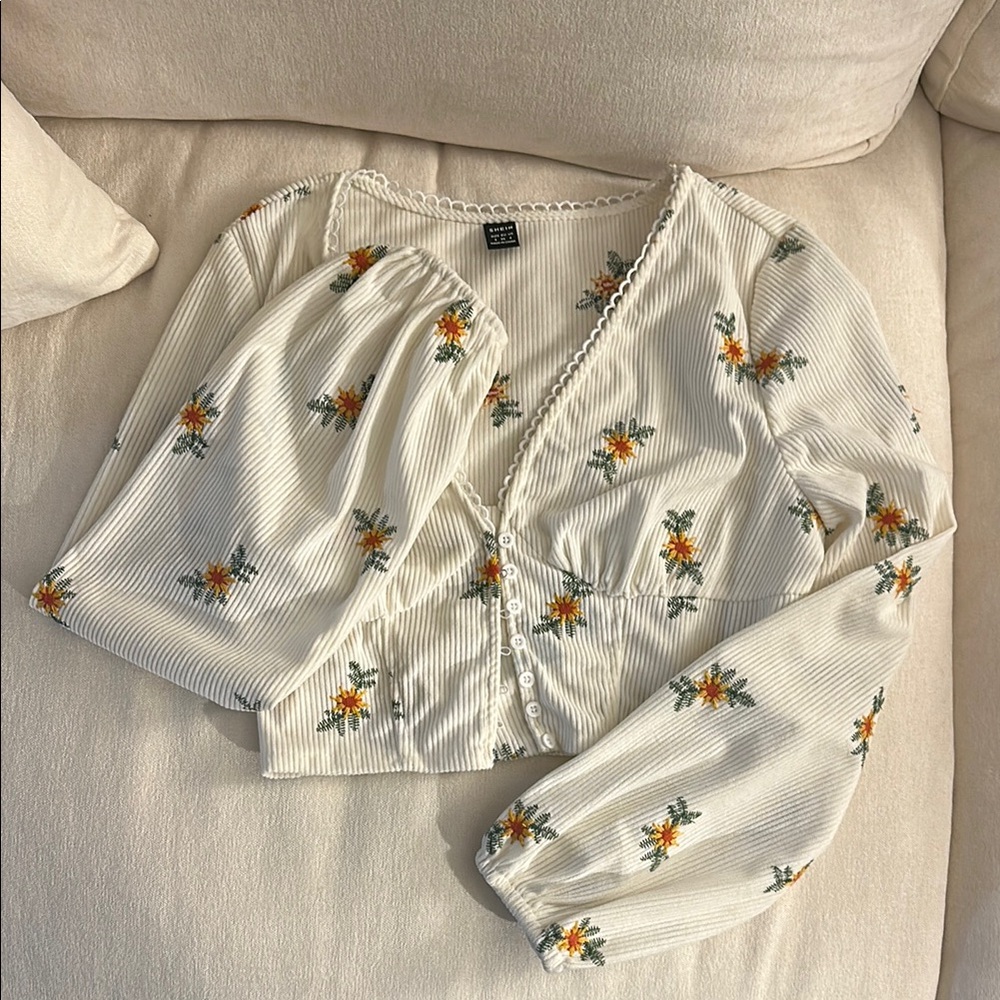 SHEIN White Wrap Blouse with Long Sleeves and Fitted Style